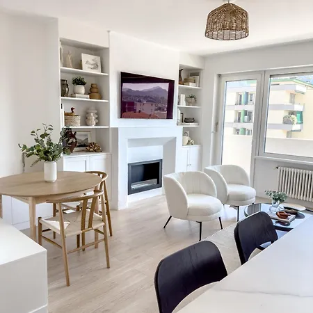 Charming New 1br Oasis Near * לוגאנו