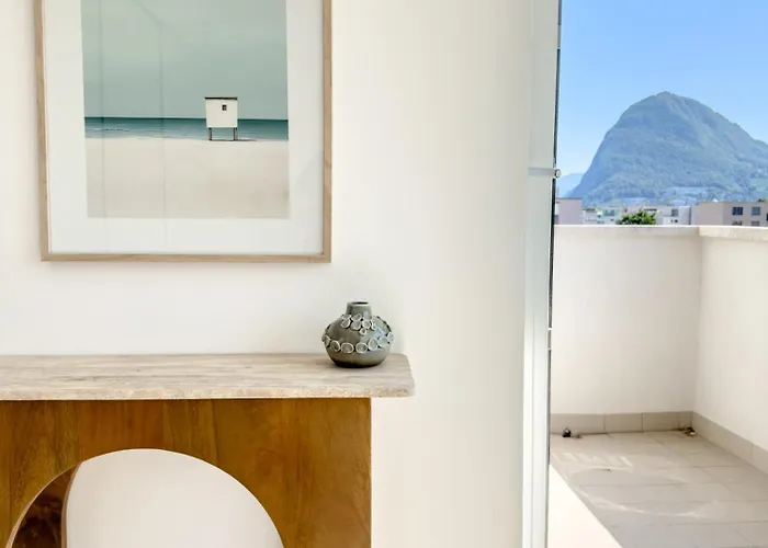 アパート Charming New 1br Oasis Near ルガーノ