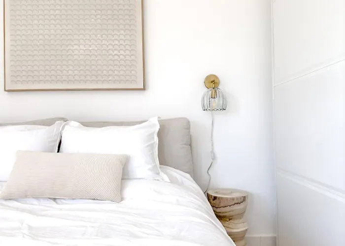 アパート Charming New 1br Oasis Near