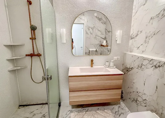 Charming New 1br Oasis Near アパート *